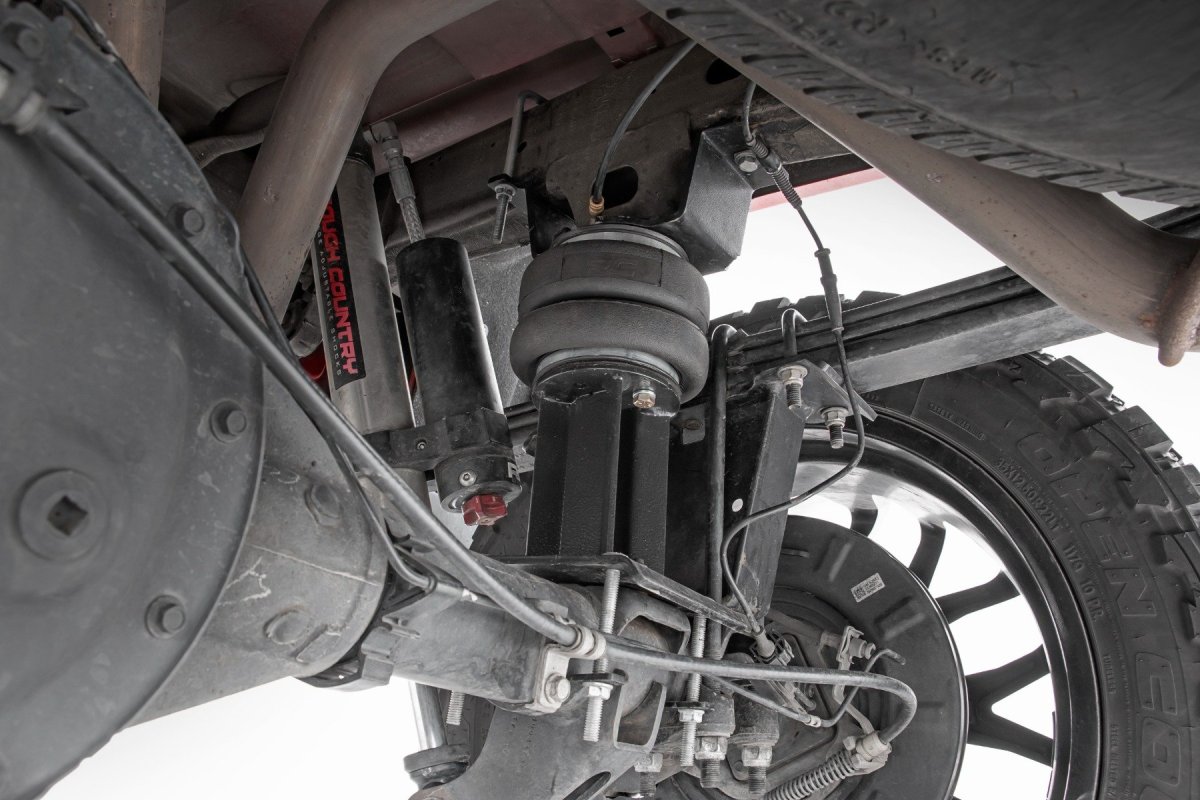 GMC Sierra 1500 Air Spring Kit - Rear - Rough Country - Double Convoluted - '07-'18